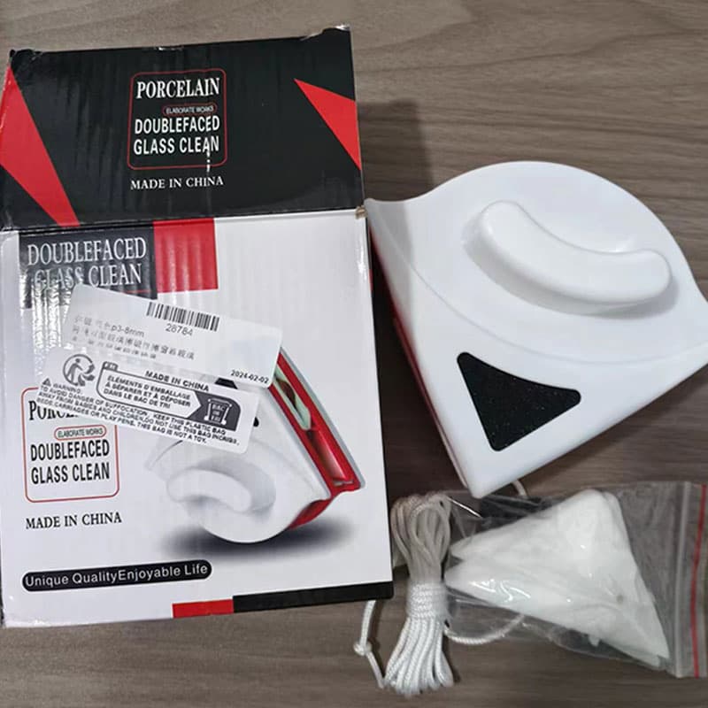 مساحة زجاج مغناطيسية - العلبة